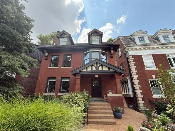 4712 Westminster Pl, Saint Louis, MO 63108