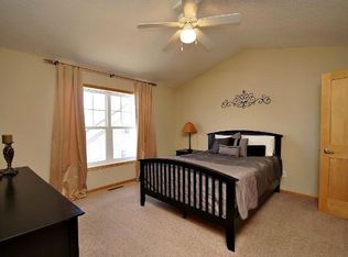 5012 Garland Ln N #5012, Minneapolis, MN 55446