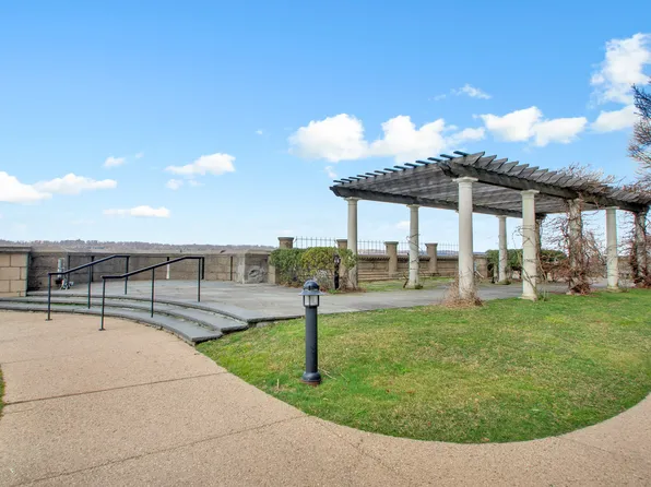 120 Cabrini Boulevard image 13 of 19