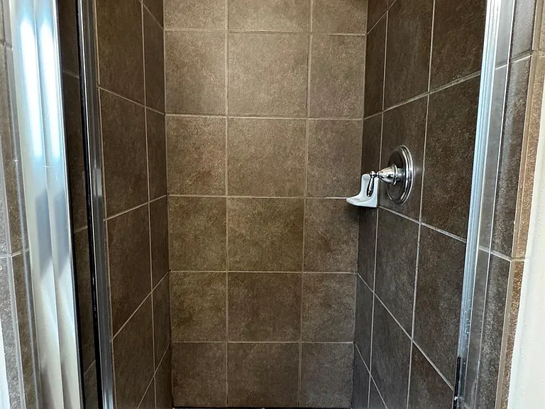15126 Winter Meadow Ct — Photo 12