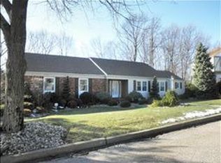 115 Fairway Ave, Verona, NJ 07044