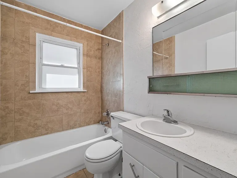 1004 Platte Ave — Photo 10