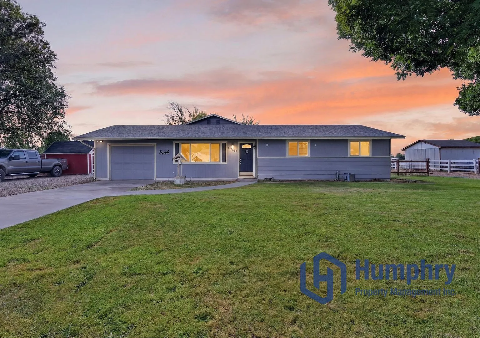 Beautiful home in Kuna on 1 acre — Photo 2