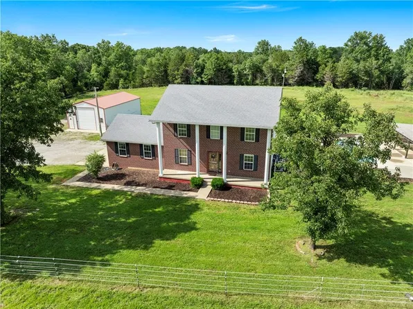 22159 E Panama Rd, Nevada, MO 64772