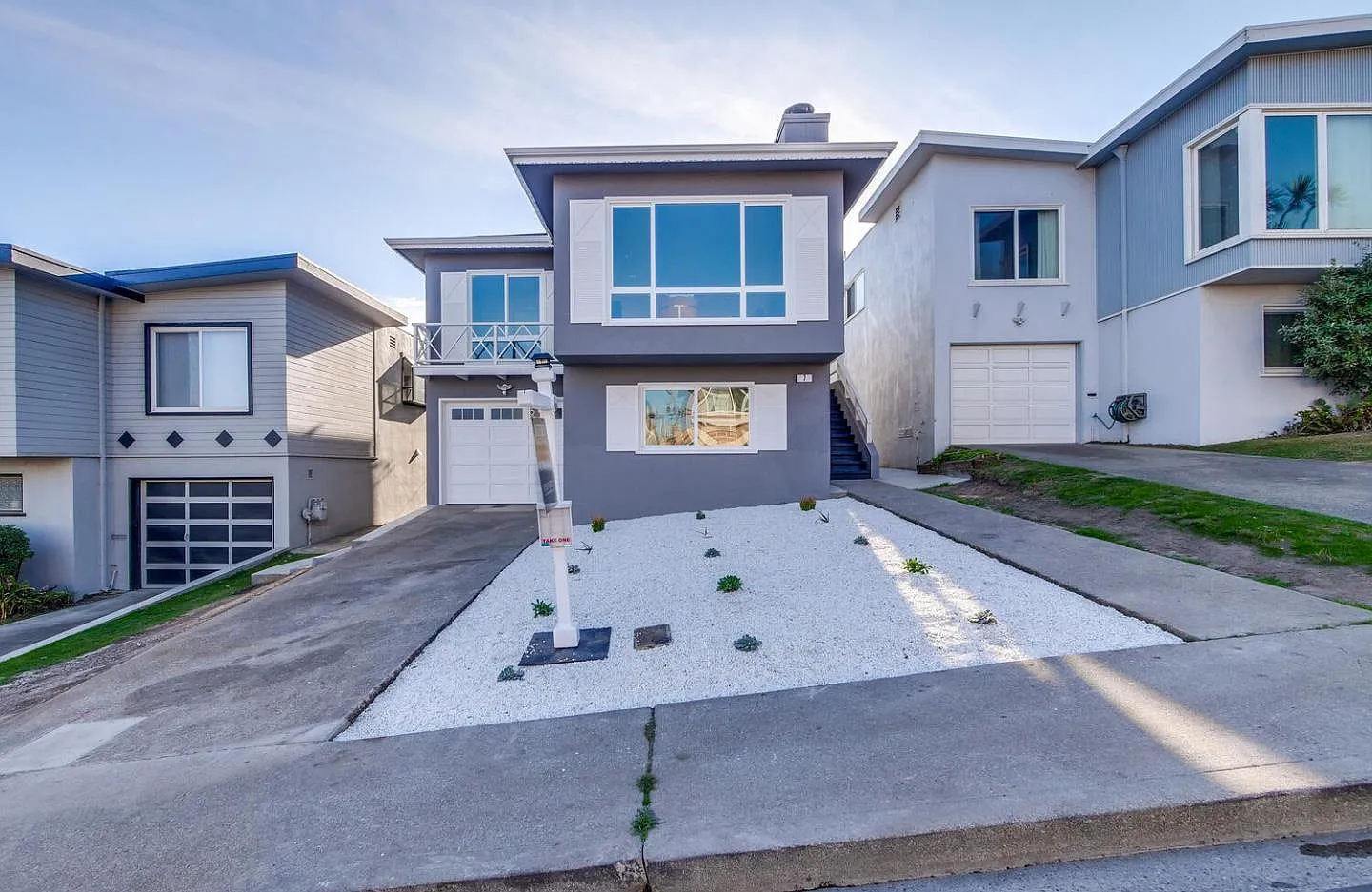 7 Fernwood Ave photo 1