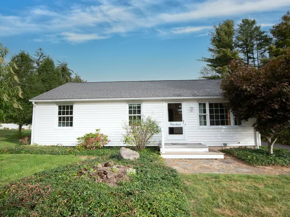 14 Hazel Road, Guilford, CT 06437