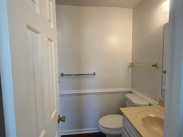 4905 Windbrooke Ct — Photo 12