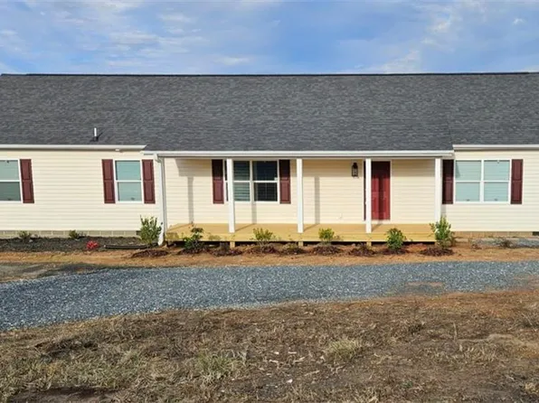 7785 Misty Mountain Rd, Germanton, NC 27019