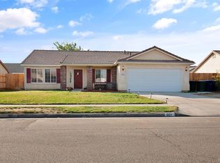 601 Sandcastle Ave, Lemoore, CA 93245