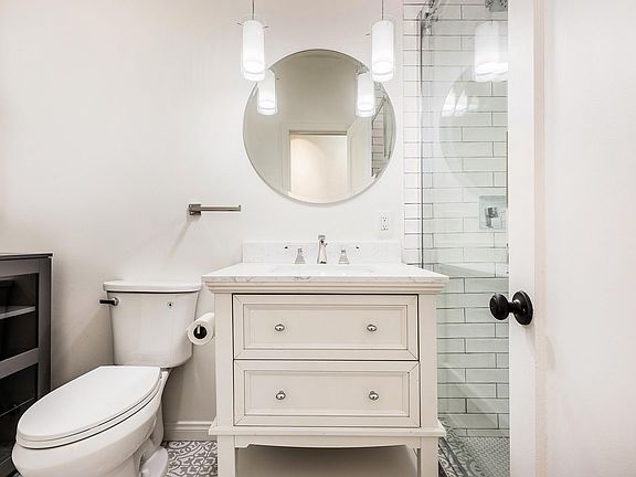 Stylish bath