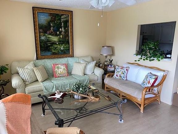 4th image of 336 Oakridge S #336