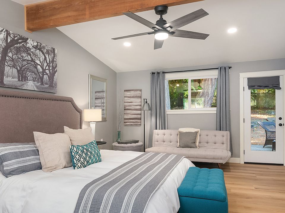 1st image of 771 Edmonds Way