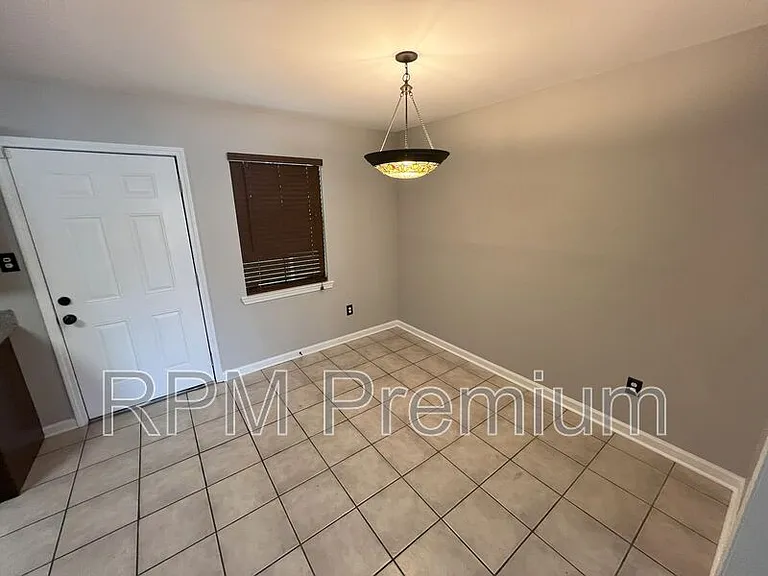 522 Fawn Lake Dr — Photo 14
