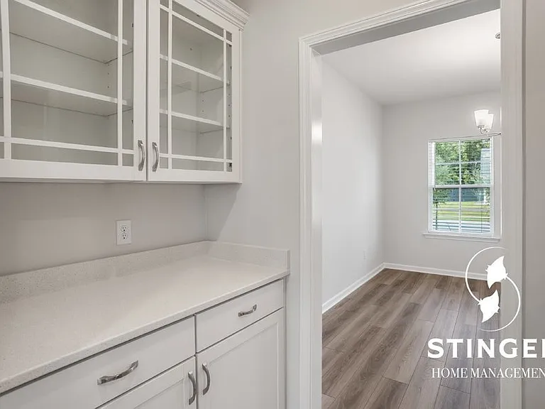 103 Grange Ln — Photo 14