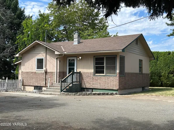 5 N 67th Ave, Yakima, WA 98908
