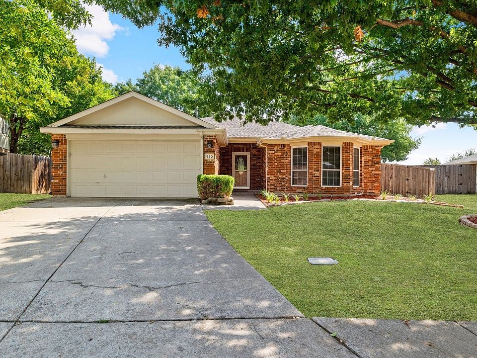 1st image of 820 Topaz Dr
