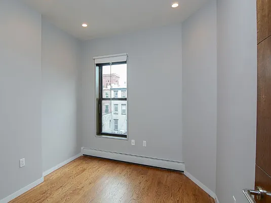 Rented by Nooklyn NYC LLC | media 29