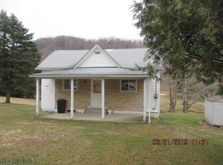 306 Old Miller Rd, Northern Cambria, PA 15714