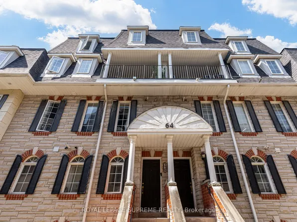 64 Sidney Belsey Cres #307, Toronto, ON M6M 5J4