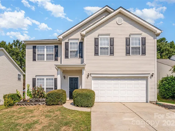 9012 Hedge Maple Rd, Charlotte, NC 28269