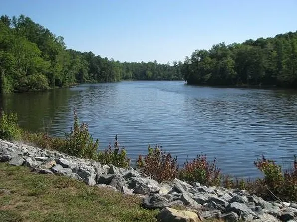 0 E Sunrise Dr, Warsaw, VA 22572