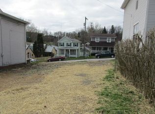 929 Orchard Grove Ave, East Liverpool, OH 43920