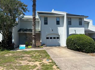 51 Meander Row, Charleston, SC 29412