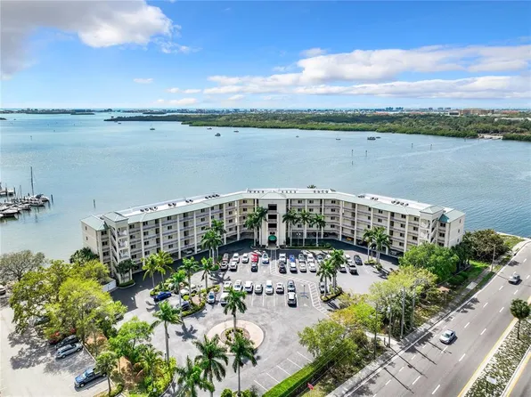 8800 Bay Pines Blvd APT 115, Saint Petersburg, FL 33709