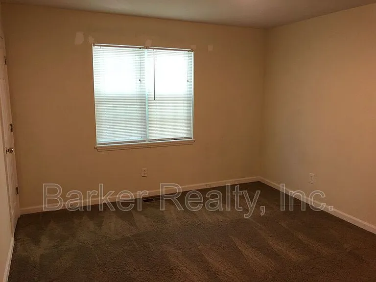 4929 Coral Ridge Ct #101 — Photo 12