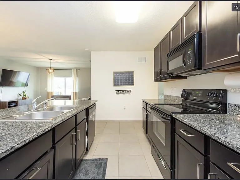 5024 San Palmore Dr — Photo 10
