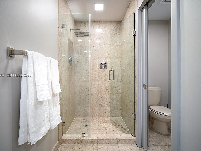 19211 Fisher Island Dr #19211 — Photo 25