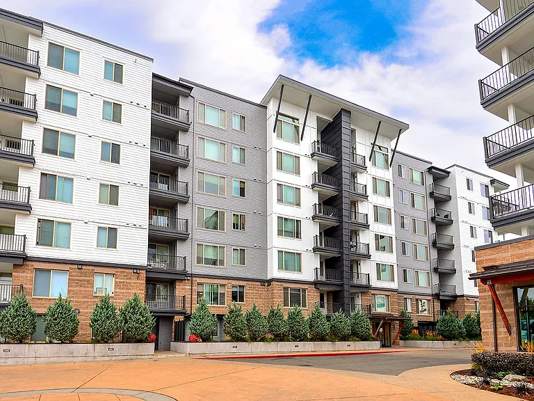 The Pacifica Apartments — Photo 37