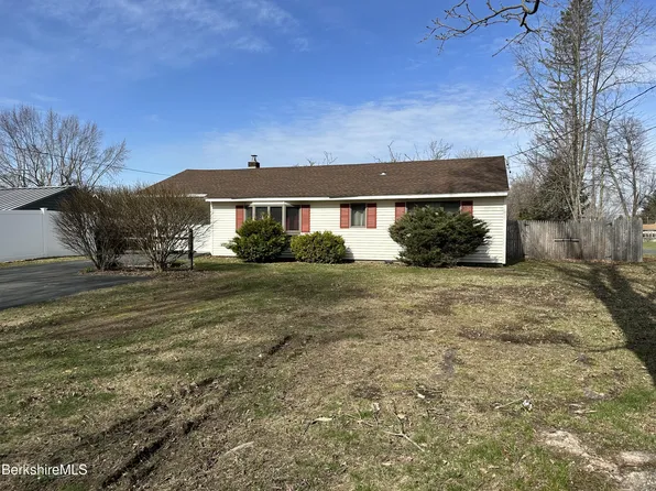 43 Eleanor Rd, Dalton, MA 01226