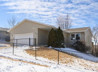 1229 Harbor Dr SE, Rochester, MN 55904