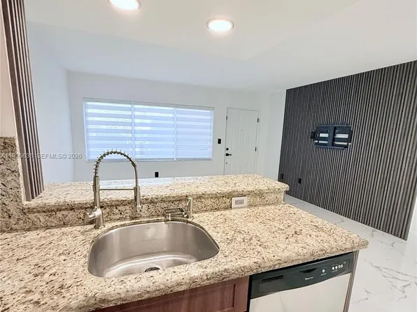 8660 NW 5th Ter #15108, Miami, FL 33126