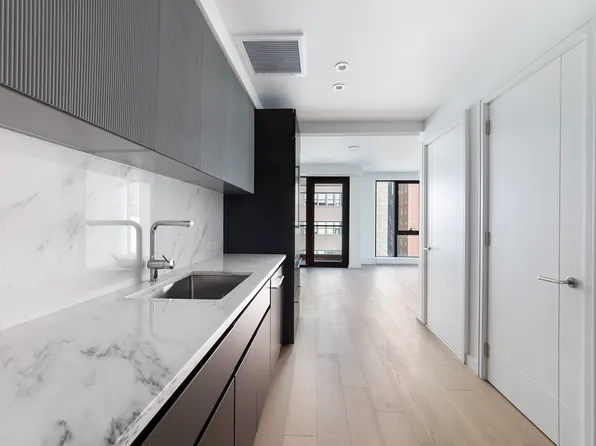 300 West 30th Street image 1 of 10