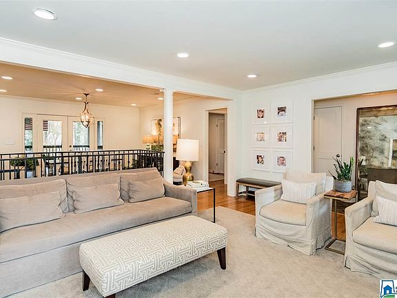 4th image of 1801 Valgreen Ln