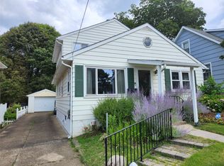 3325 Eliot Rd, Erie, PA 16508