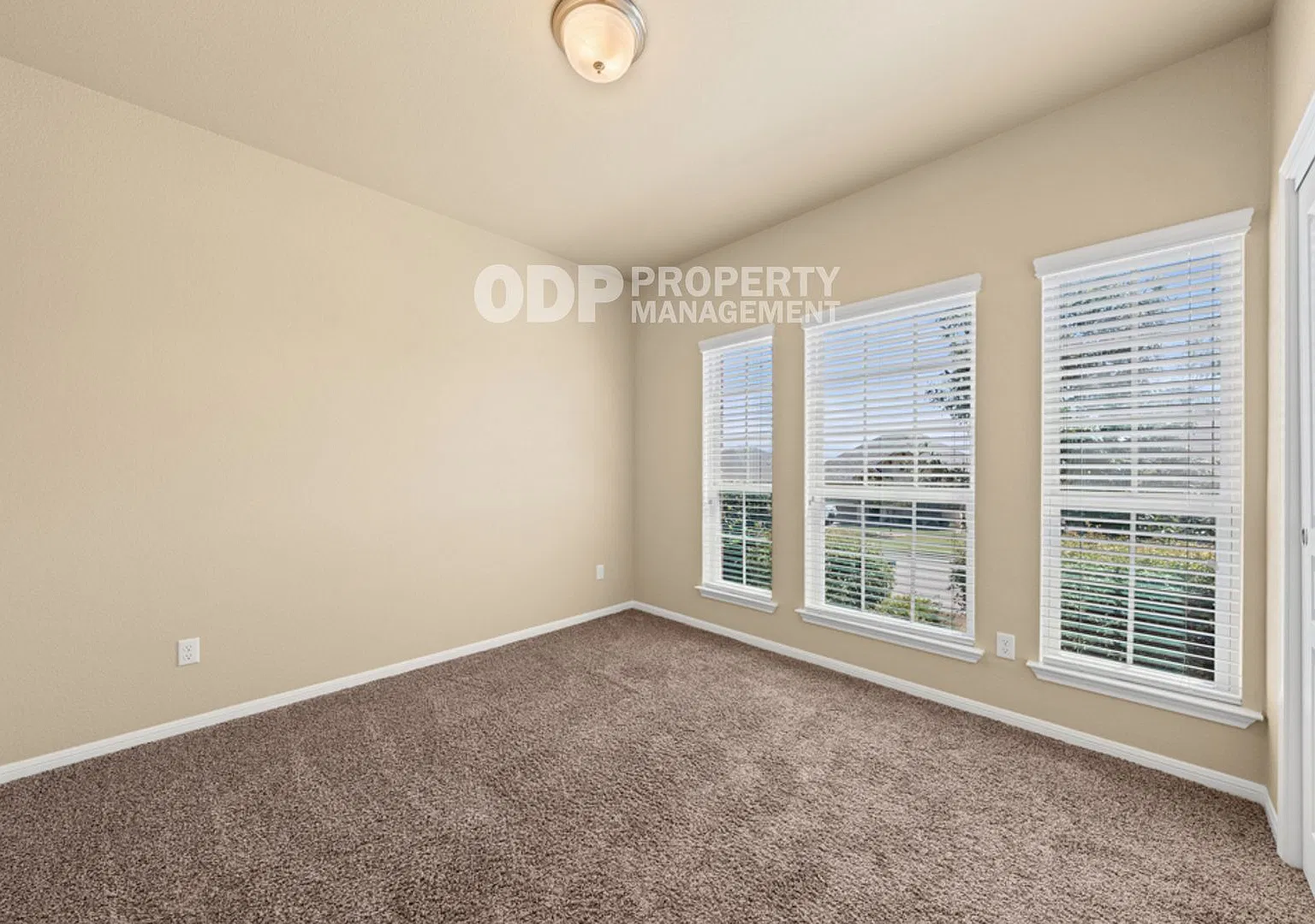 3 Bed 2 Bath- Academy ISD — Photo 4