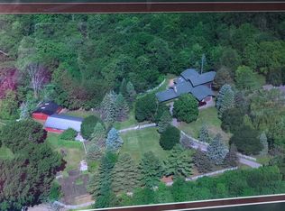 52940 Minnewakon Dr, North Mankato, MN 56003