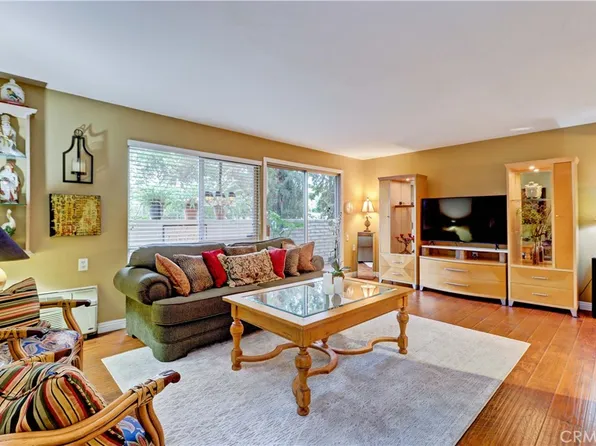 644 Avenida Sevilla Unit B, Laguna Hills, CA 92637