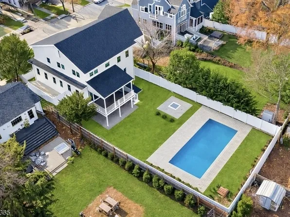 16 Stephen Street, Montclair Twp., NJ 07042