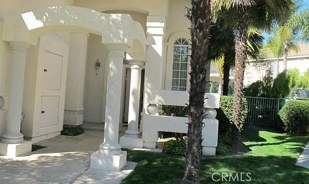 3 bed, 1856 sqft, $4,000 — Photo 3