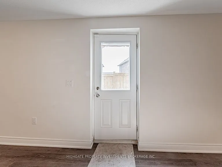 1055 Purus Path #BASEMENT — Photo 3
