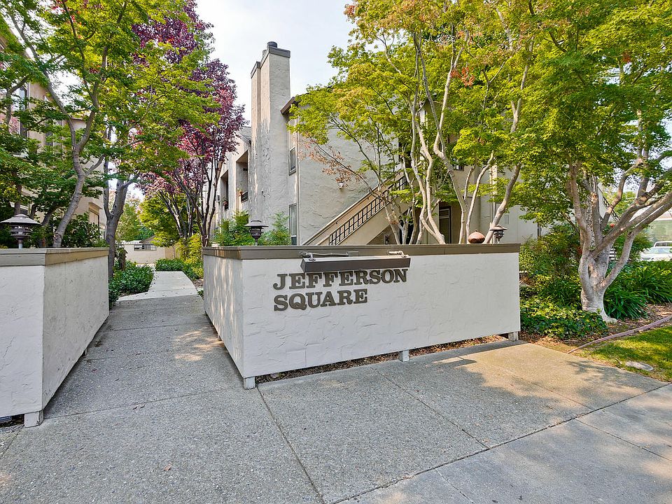 1st image of 75 Hobson St APT 4A