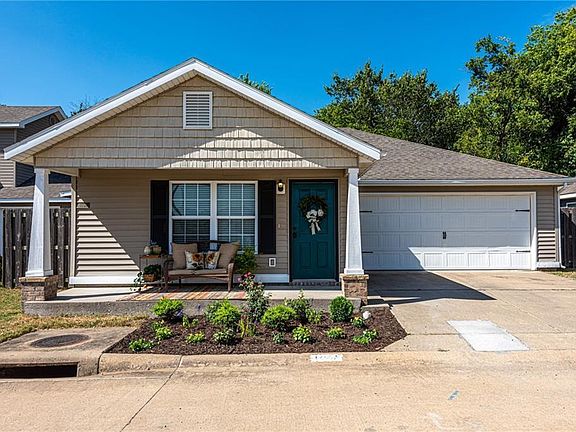 2nd image of 4394 W Cottage Dr