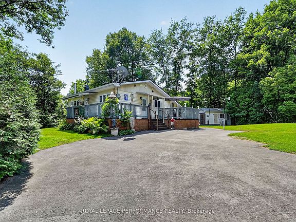 4th image of 22197 Parkhill Cir