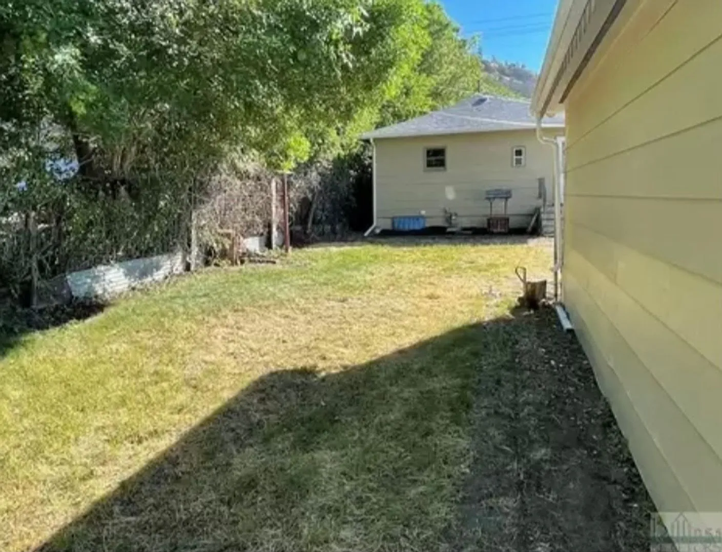 2 bed 2 bath — Photo 2