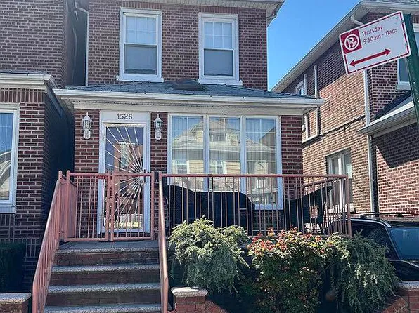 1526 W 5th St, Brooklyn, NY 11204