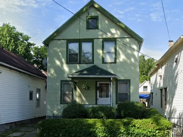 1560 E 45th St, Cleveland, OH 44103